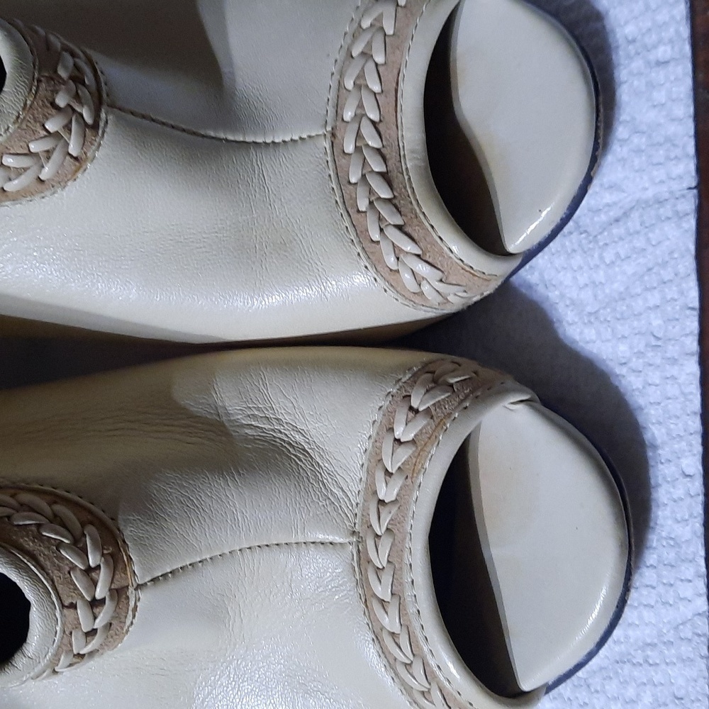 Vince camuto Booties - Picture 11 of 13